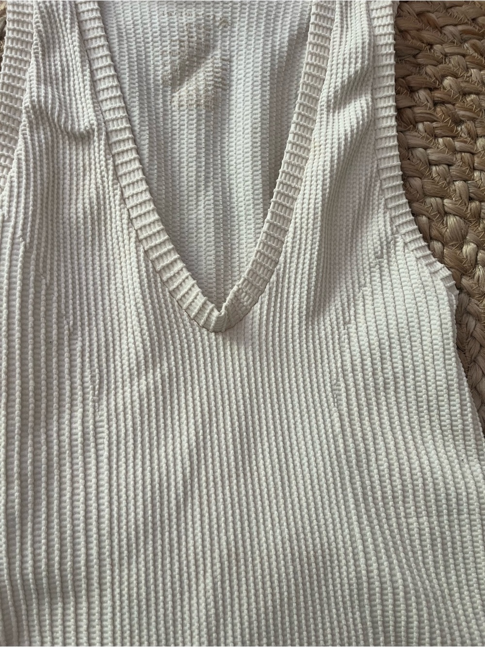 Free People Sleeveless V‑Neck Ribbed Knit Tank Top in Cream